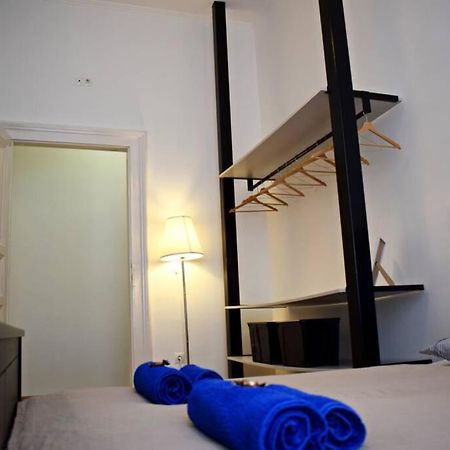 Central Budapest Apartment In Historical Building With Free Private Parking Exterior photo